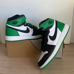 Nike Air Jordan 1 Retro ‘Lucky Green’ Sneakers - SZ 7 Y- 8.5 W